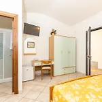 Ξενοδοχείο Pedra Niedda 3*